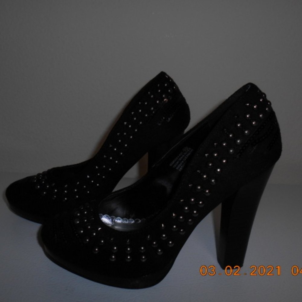 Black bling shoes by Not Rated
